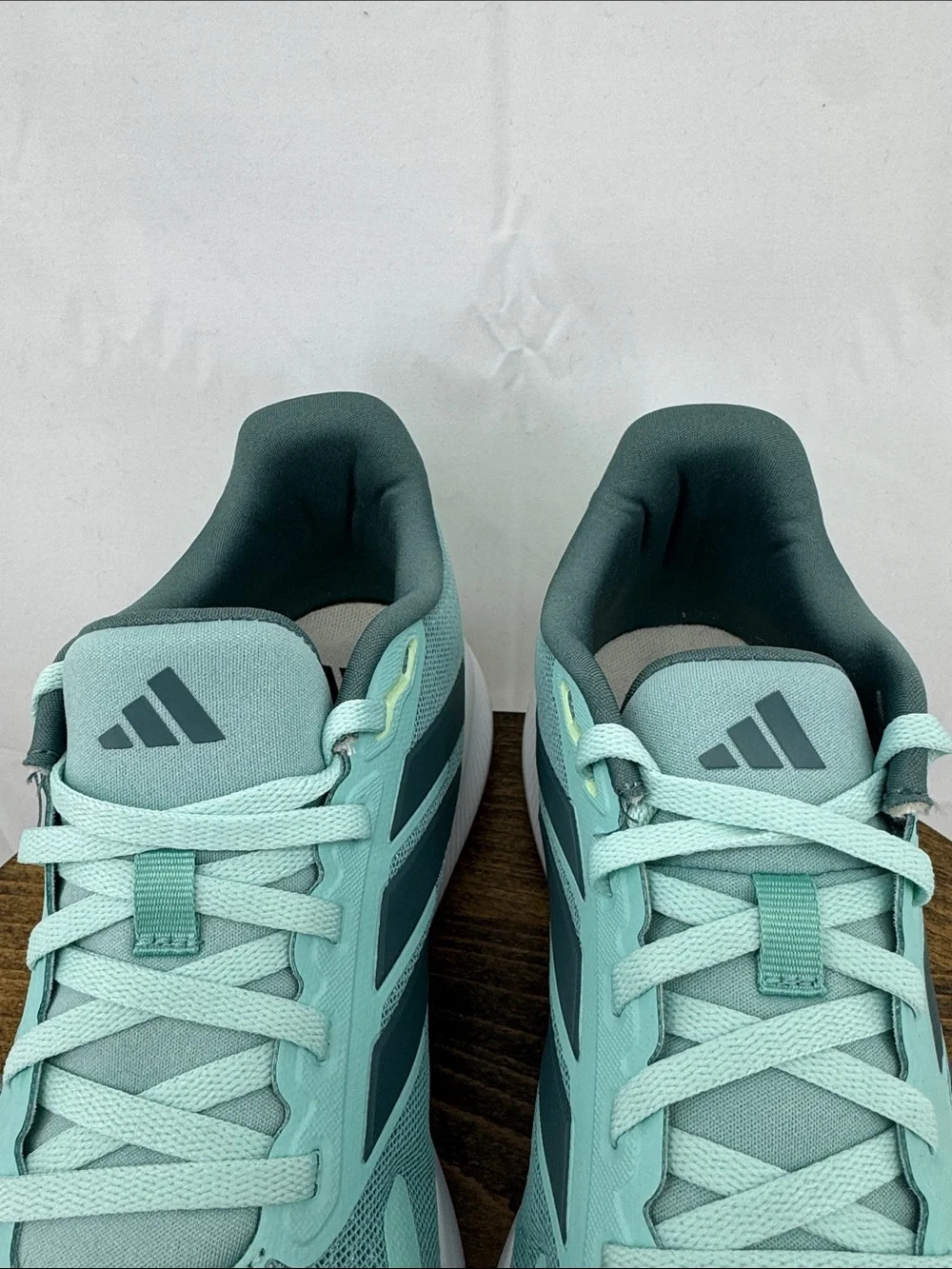 Like New! Adidas Womens Runfalcon 5 Cloudform Running Shoes, Mint Aqua Teal, 7